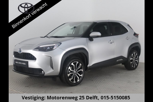 Toyota Yaris Cross 1.5 HYBRID DYNAMIC BI-TONE GARANTIE 3-2033 NAVIGATIE. APPLE CARPLAY & ANDROIDAUTO. CAMERA.