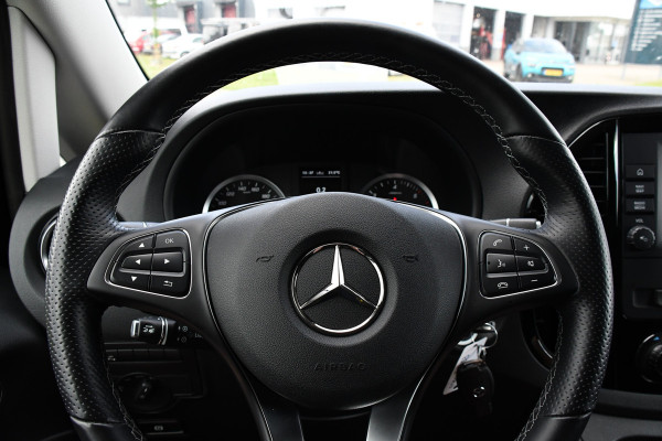 Mercedes-Benz Vito 119 CDI L2 AMG Edition Adaptieve Cruise, Camera, Carplay, 190pk, Automaat, LED, Clima, Stoelverwarming, Uniek!