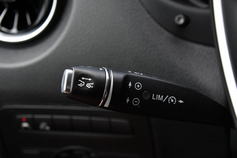 Mercedes-Benz Vito 119 CDI L2 AMG Edition Adaptieve Cruise, Camera, Carplay, 190pk, Automaat, LED, Clima, Stoelverwarming, Uniek!