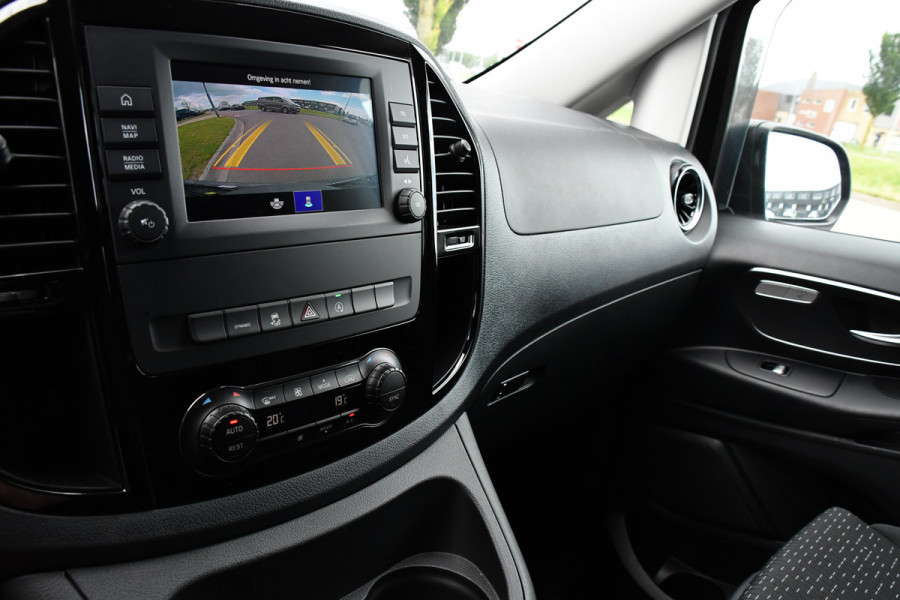 Mercedes-Benz Vito 119 CDI L2 AMG Edition Adaptieve Cruise, Camera, Carplay, 190pk, Automaat, LED, Clima, Stoelverwarming, Uniek!