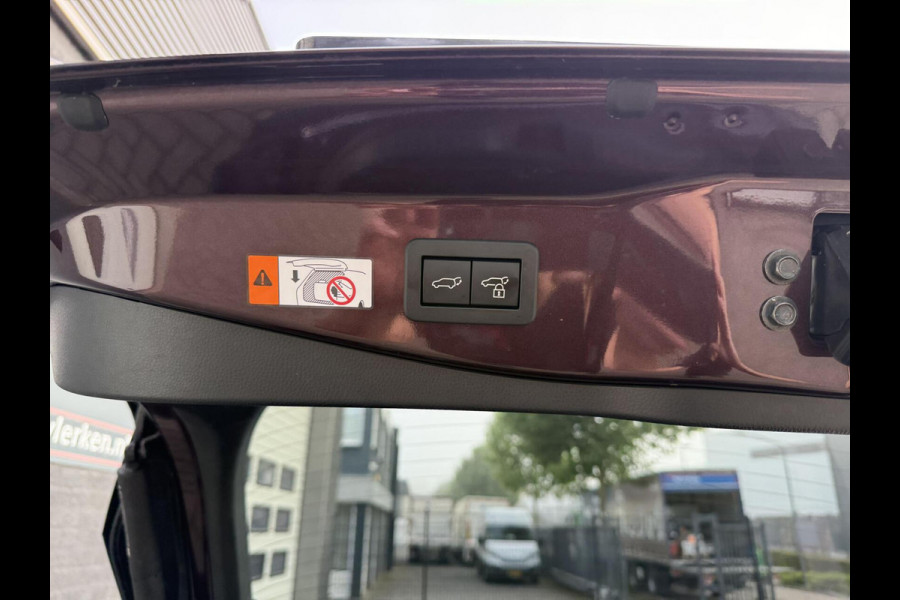 Toyota C-HR 1.8 Hybrid 140 Business Plus STOEL+STUURVERWARMING