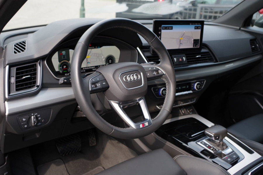 Audi Q5 55 TFSI e Quattro Competition 367 PK PHEV, Luchtvering, Panoramadak, RS-Leder, Elek. Trekhaak