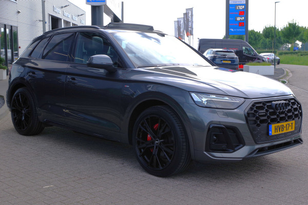 Audi Q5 55 TFSI e Quattro Competition 367 PK PHEV, Luchtvering, Panoramadak, RS-Leder, Elek. Trekhaak