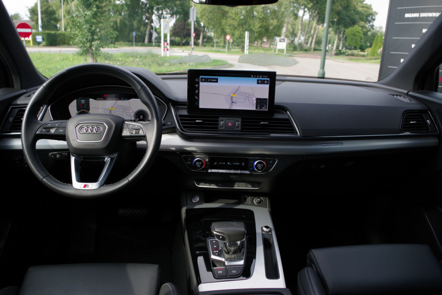 Audi Q5 55 TFSI e Quattro Competition 367 PK PHEV, Luchtvering, Panoramadak, RS-Leder, Elek. Trekhaak