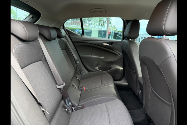 Opel Astra 1.4 Turbo 150pk Innovation - Navi - Climate - Parkeerhulp - Org.NL