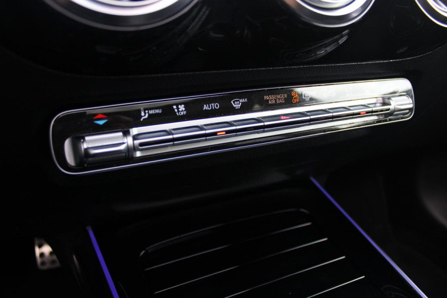 Mercedes-Benz GLA 250 e 218PK AUTOMAAT BUSINESS SOLUTION | PANORAMISCH SCHUIF/KANTEL DAK | ELEKTRISCHE ACHTER KLEP | MULTIBEAM LED MATRIX KOPLAMPEN | STOEL VERWARMING | KEYLESS ENTRY/START | NAVIGATIE | DAB+ RADIO | APPLE CARPLAY /ANDROID AUTO | ADAPTIVE CRUISE CONTROL | SFEER VERLICHTING | 19" LICHTMETALEN VELGEN | PARKEERSENSOREN VOOR EN ACHTER |