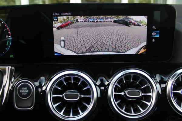 Mercedes-Benz GLA 250 e 218PK AUTOMAAT BUSINESS SOLUTION | PANORAMISCH SCHUIF/KANTEL DAK | ELEKTRISCHE ACHTER KLEP | MULTIBEAM LED MATRIX KOPLAMPEN | STOEL VERWARMING | KEYLESS ENTRY/START | NAVIGATIE | DAB+ RADIO | APPLE CARPLAY /ANDROID AUTO | ADAPTIVE CRUISE CONTROL | SFEER VERLICHTING | 19" LICHTMETALEN VELGEN | PARKEERSENSOREN VOOR EN ACHTER |