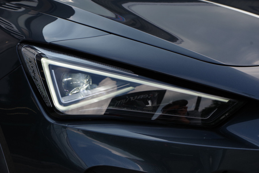 CUPRA Formentor 1.4 e-Hybrid VZ Copper Edition 245 PK, Camera, Carplay, Suur-Startknop