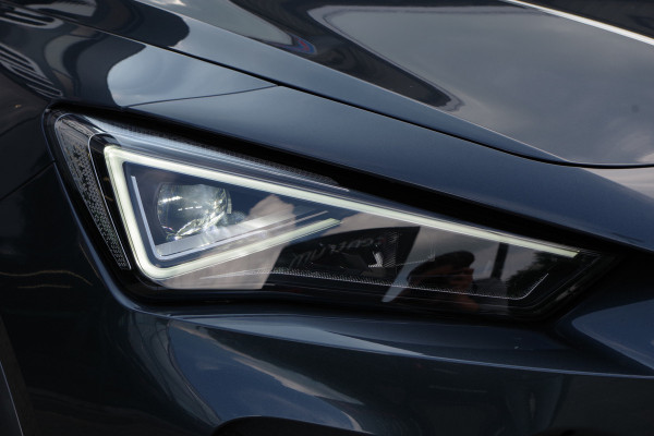 CUPRA Formentor 1.4 e-Hybrid VZ Copper Edition 245 PK, Camera, Carplay, Suur-Startknop