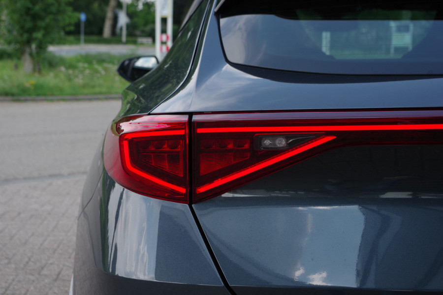 CUPRA Formentor 1.4 e-Hybrid VZ Copper Edition 245 PK, Camera, Carplay, Suur-Startknop
