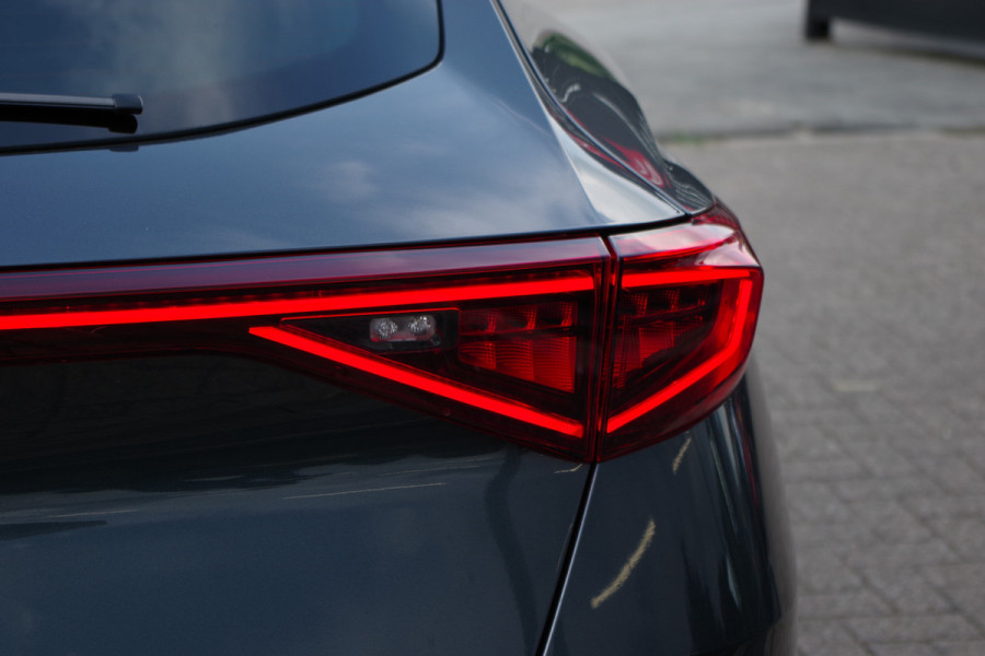 CUPRA Formentor 1.4 e-Hybrid VZ Copper Edition 245 PK, Camera, Carplay, Suur-Startknop