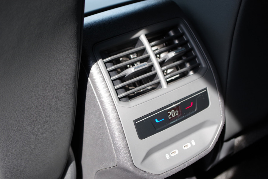 CUPRA Formentor 1.4 e-Hybrid VZ Copper Edition 245 PK, Camera, Carplay, Suur-Startknop