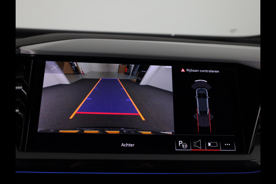 Audi Q4 Sportback e-tron 40 S edition 77 kWh 204pk | Navigatie | Stoelverwarming | Dynamic pakket | 20 inch lichtmetalen velgen | Optiek pakket zwart