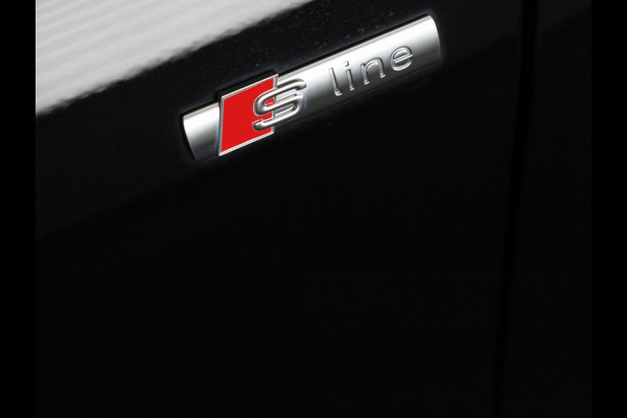 Audi Q4 Sportback e-tron 40 S edition 77 kWh 204pk | Navigatie | Stoelverwarming | Dynamic pakket | 20 inch lichtmetalen velgen | Optiek pakket zwart