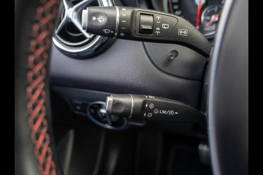 Mercedes-Benz GLA 200 Premium Plus AMG Line / Carplay / Pano / Trekhaak / Keyless / El. Achterklep / 19"