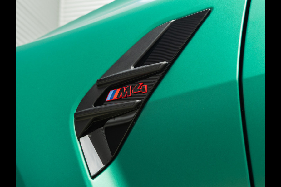 BMW 4 Serie Coupé M4 CS - Individual ''Frozen Isle of Man Green'' - Carbon Brakes