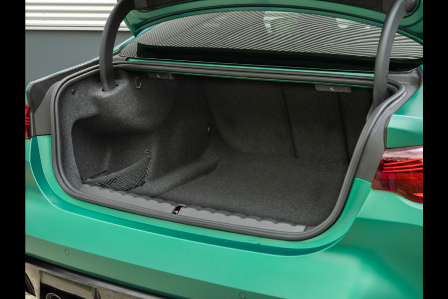 BMW 4 Serie Coupé M4 CS - Individual ''Frozen Isle of Man Green'' - Carbon Brakes