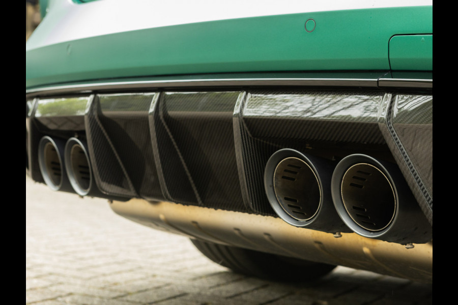 BMW 4 Serie Coupé M4 CS - Individual ''Frozen Isle of Man Green'' - Carbon Brakes