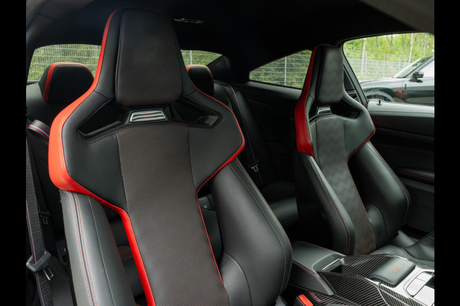 BMW 4 Serie Coupé M4 CS - Individual ''Frozen Isle of Man Green'' - Carbon Brakes