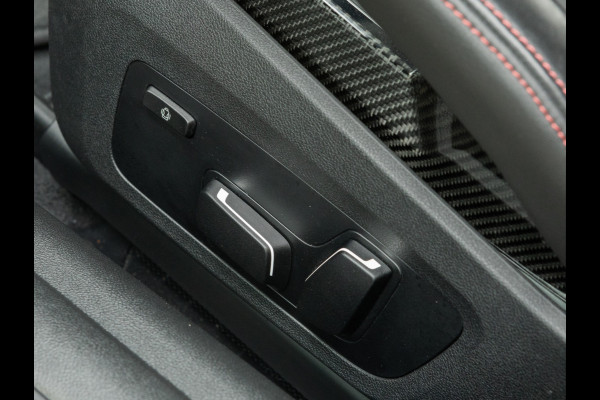 BMW 4 Serie Coupé M4 CS - Individual ''Frozen Isle of Man Green'' - Carbon Brakes