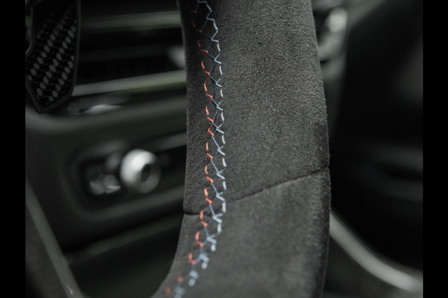 BMW 4 Serie Coupé M4 CS - Individual ''Frozen Isle of Man Green'' - Carbon Brakes