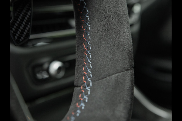 BMW 4 Serie Coupé M4 CS - Individual ''Frozen Isle of Man Green'' - Carbon Brakes