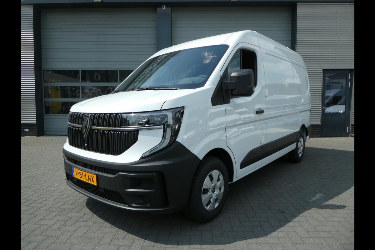 Renault Master T35 2.0 dCi 150 L2H2 airco camera navigatie Renault Master T35 2.0 dCi 150 L2H2 airco camera navigatie