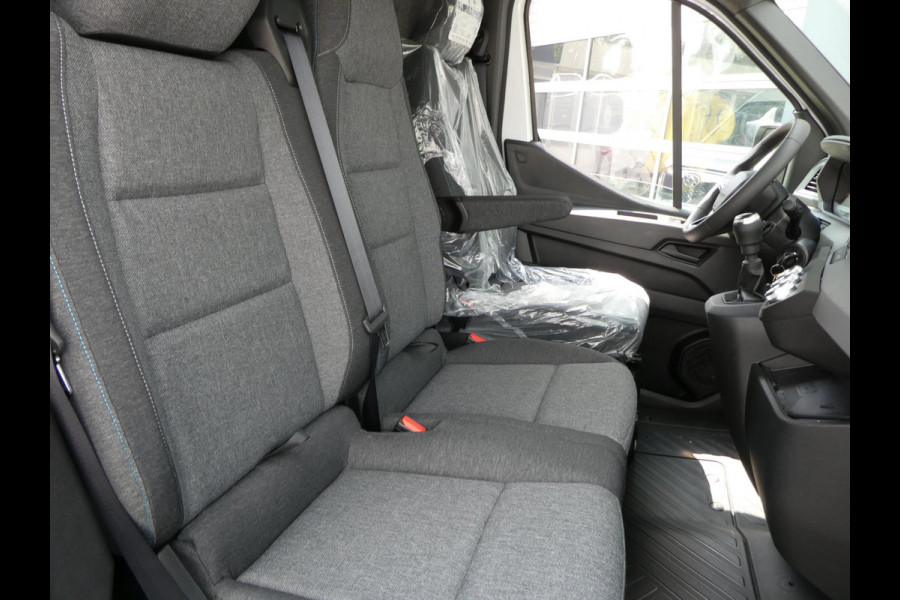 Renault Master T35 2.0 dCi 150 L2H2 airco camera navigatie
