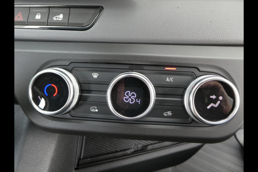 Renault Master T35 2.0 dCi 150 L2H2 airco camera navigatie
