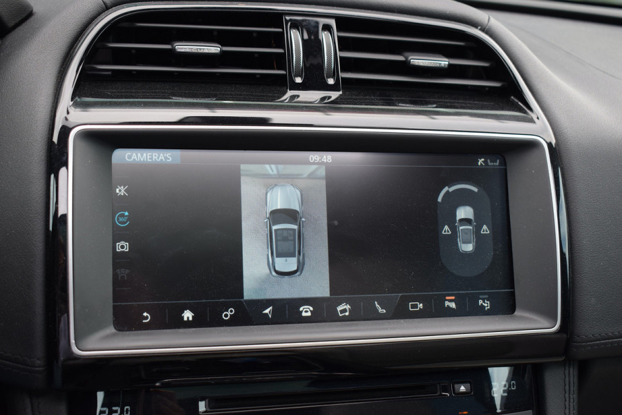Jaguar F-Pace 3.0 S First Edition AWD | 381 pk | Meridian | Pano | HUD | Apple CarPlay