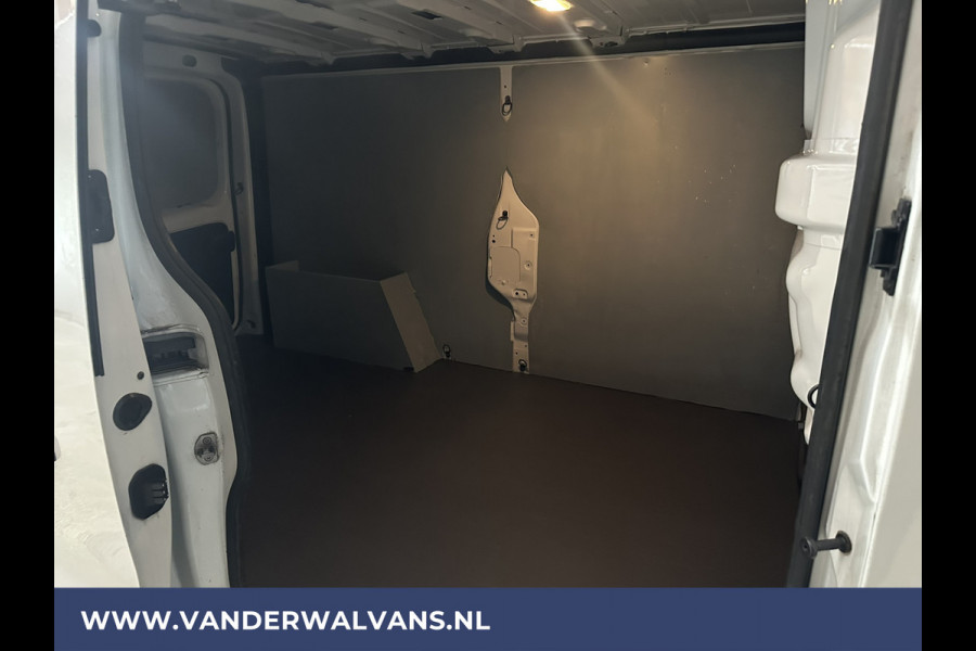 Renault Trafic 1.6 dCi 122pk L2H1 Euro6 Airco | Camera | Navigatie | Cruiscontrol Parkeersensoren, Bijrijdersbank