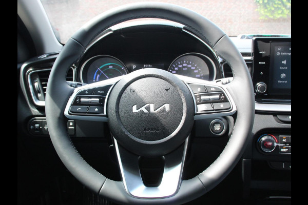 Kia Ceed Sportswagon 1.6 GDI PHEV DynamicLine | Navigatie | Camera | Climate Control | Cruise control adaptive | Lane assist | Lichtmetalen Velgen | Stoelverwarming