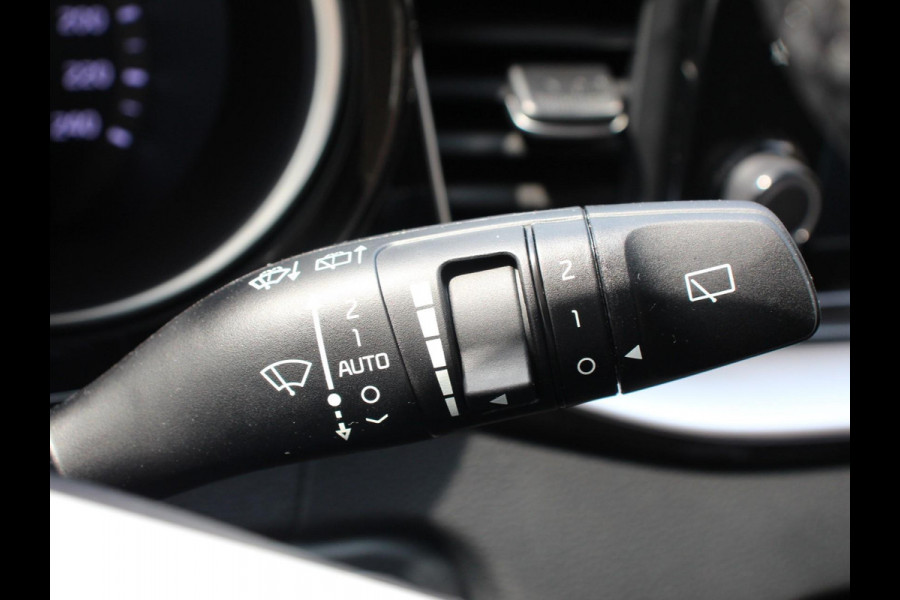 Kia Ceed Sportswagon 1.6 GDI PHEV DynamicLine | Navigatie | Camera | Climate Control | Cruise control adaptive | Lane assist | Lichtmetalen Velgen | Stoelverwarming