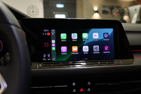 Volkswagen Golf GTE 1.4 245PK BLACK STYLE /PANO/HUD/IQ/LEER/CARPLAY/BOMVOL