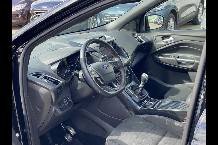 Ford Kuga 1.5 EcoBoost ST Line