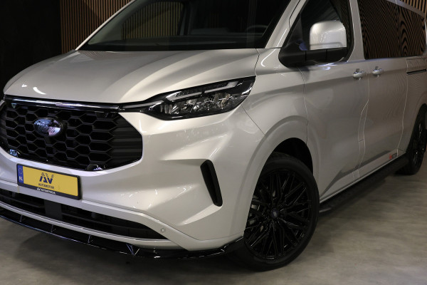 Ford Transit Custom 320 2.0 TDCI 150 PK L2H1 DC LIMITED | L+R Schuifdeur | Dubbel Cabine | Camera | CarPlay | Lane Assist | PDC V+A | Glaslook panel Raptor Edition | NL Auto | 5-Zitter | Verlengde fabrieksgarantie tot 12-2029