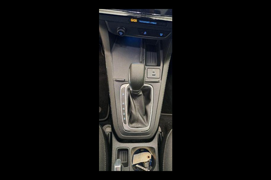 Ford Puma 1.0 EcoBoost Hybrid Titanium 125pk | Winterpack | SYNC 4 Navigatie | Achteruitrijcamera | LED koplampen