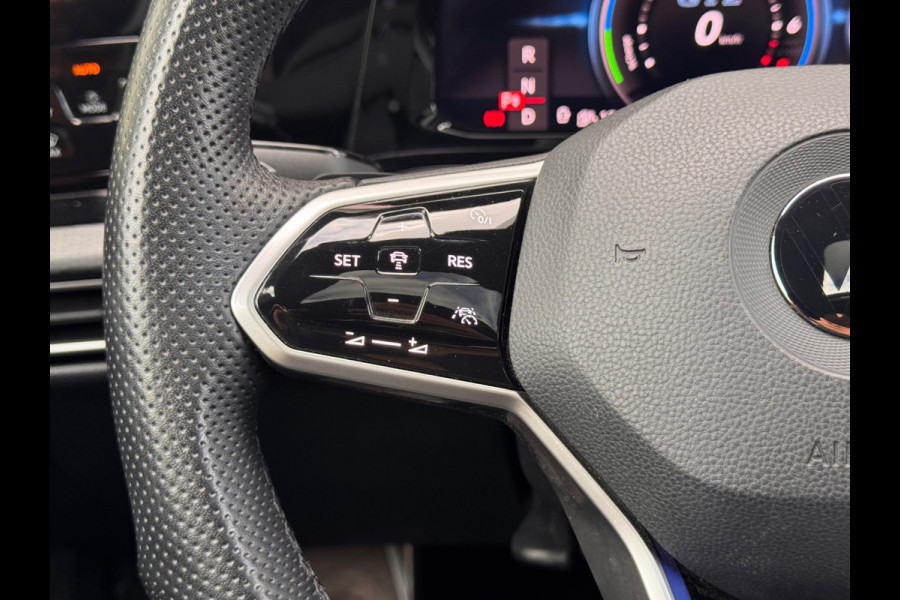 Volkswagen Golf 1.4 eHybrid GTE Pano/Matrix/Camera
