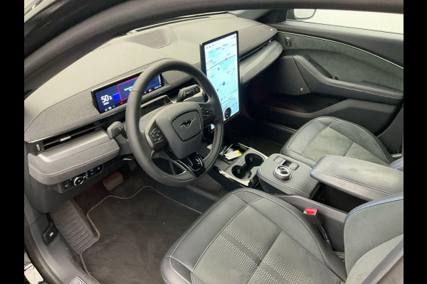 Ford Mustang Mach-E GT Extended AWD 98 kWh 487pk | Panoramadak | Trekhaak Afneembaar | Adaptieve Cruise | BLIS