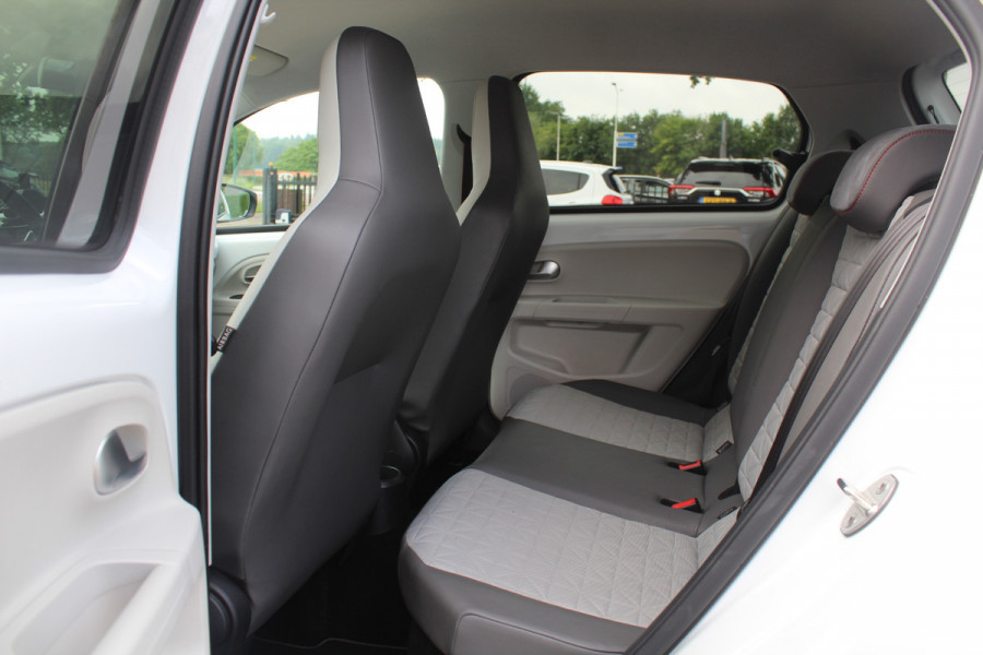 Volkswagen up! 1.0 BMT up! beats / Bluetooth / 15'' LMV / LED Dagrijverlichting / Stuurbekrachtiging / Elektr. ramen / Airco / Radio