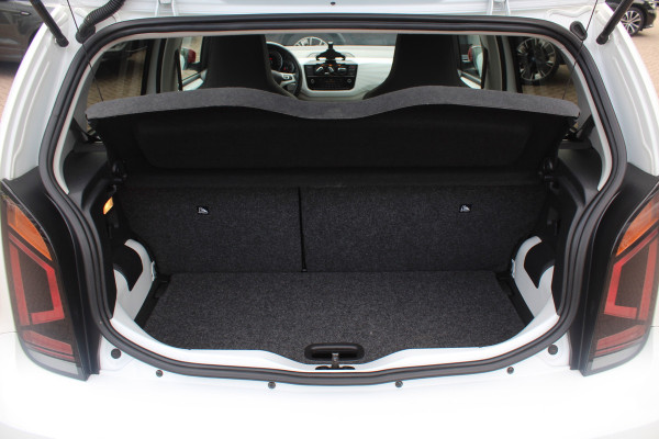 Volkswagen up! 1.0 BMT up! beats / Bluetooth / 15'' LMV / LED Dagrijverlichting / Stuurbekrachtiging / Elektr. ramen / Airco / Radio