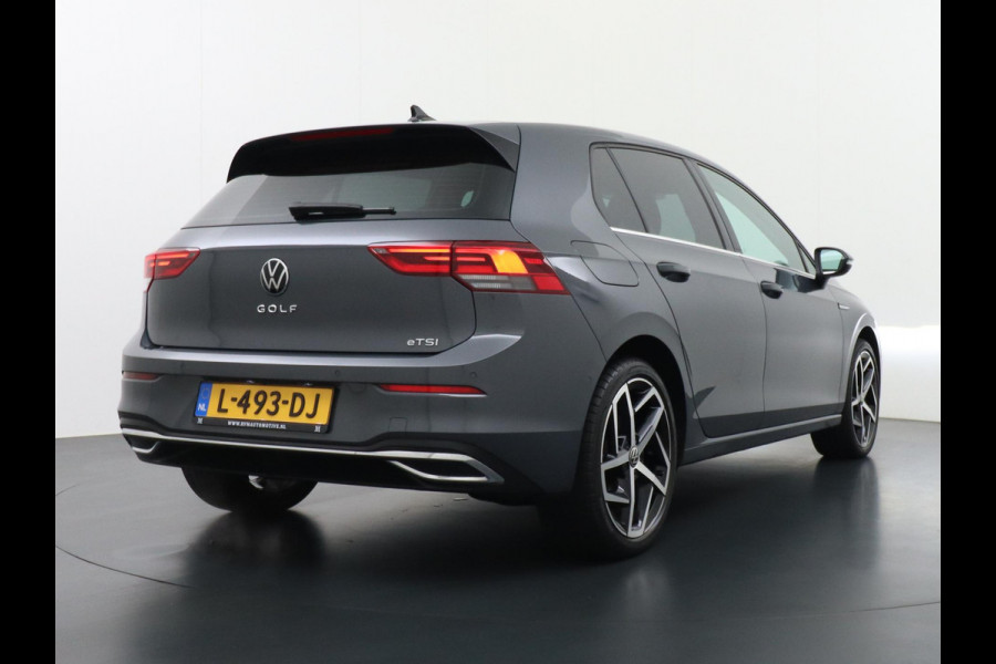 Volkswagen Golf 1.5 eTSI Style CAMERA | STOEL + STUURVERWARMING | AMBILIGHT | CAMERA | ADD CRUISE |