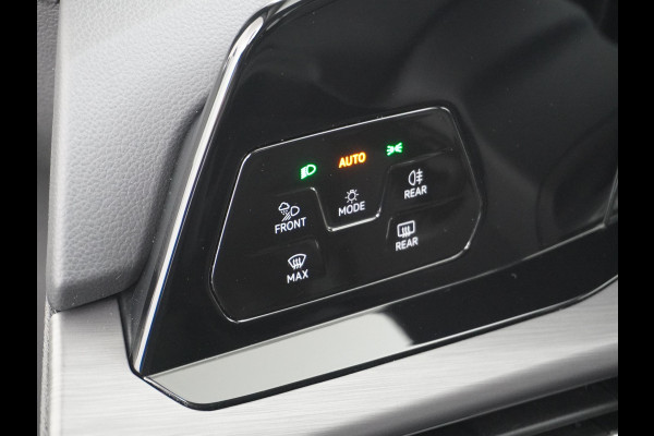 Volkswagen Golf 1.5 eTSI Style CAMERA | STOEL + STUURVERWARMING | AMBILIGHT | CAMERA | ADD CRUISE |
