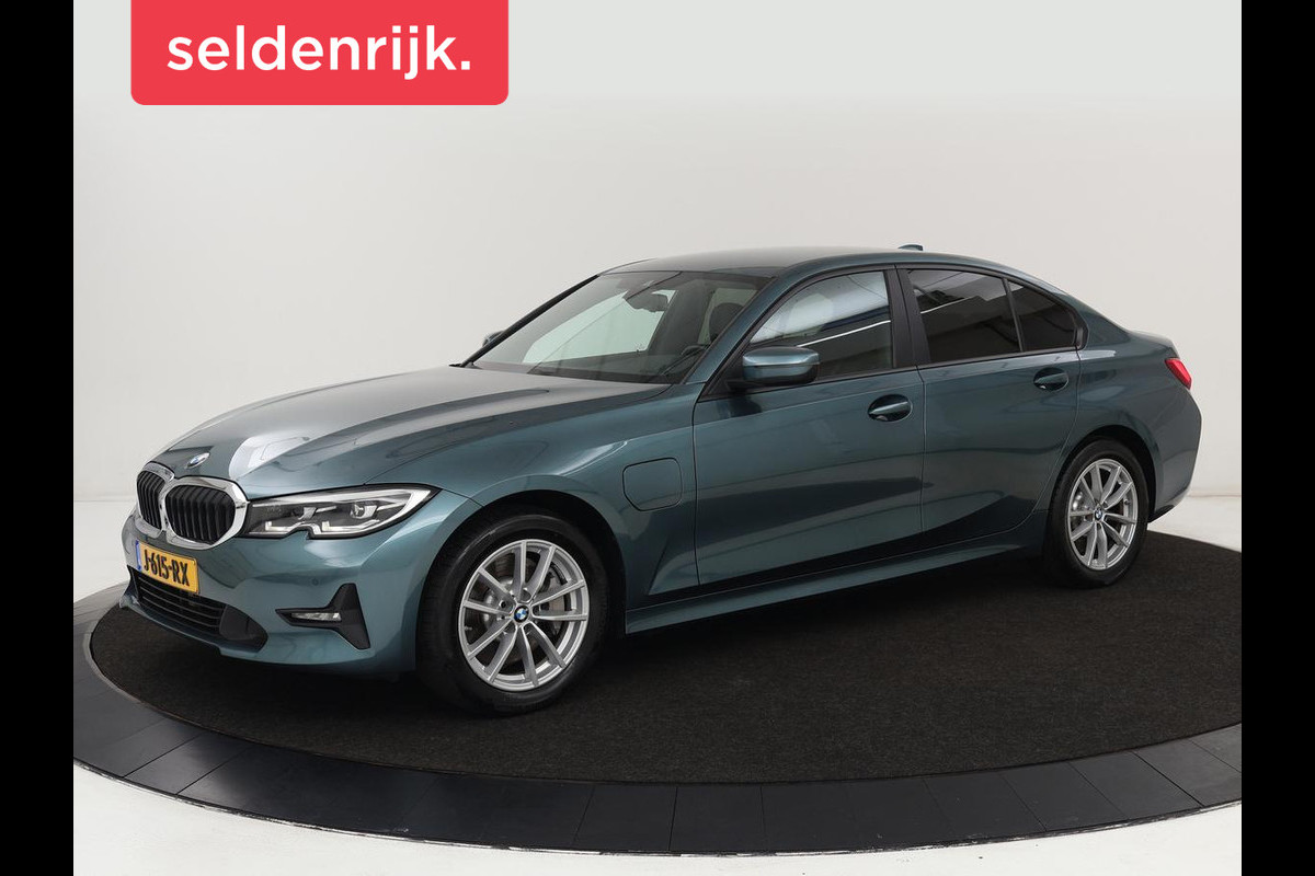 BMW 3-serie 330e eDrive Edition | Leder | Stoelverwarming | Carplay | Live Cockpit | Navigatie | Parkeerhulp | Cruise control BMW 3-serie 330e eDrive Edition | Leder | Stoelverwarming | Carplay | Live Cockpit | Navigatie | Parkeerhulp | Cruise control