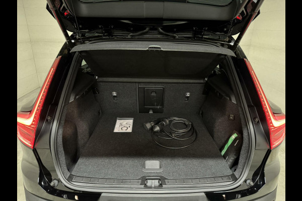 Volvo XC40 1.5 T5 Recharge R-Design Pano H/K 360° Carplay 20" LM