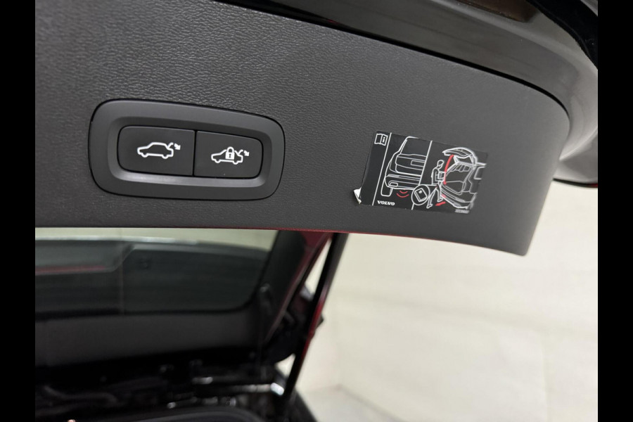 Volvo XC40 1.5 T5 Recharge R-Design Pano H/K 360° Carplay 20" LM