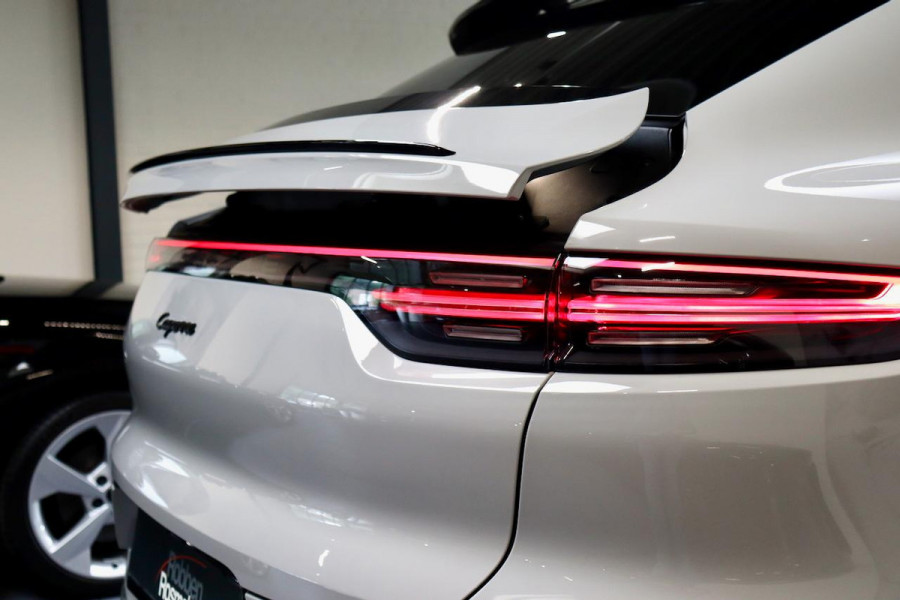 Porsche Cayenne Coupé 3.0 E-Hybrid Platinum|NL|VOL|PANO|InnoDrive|22''
