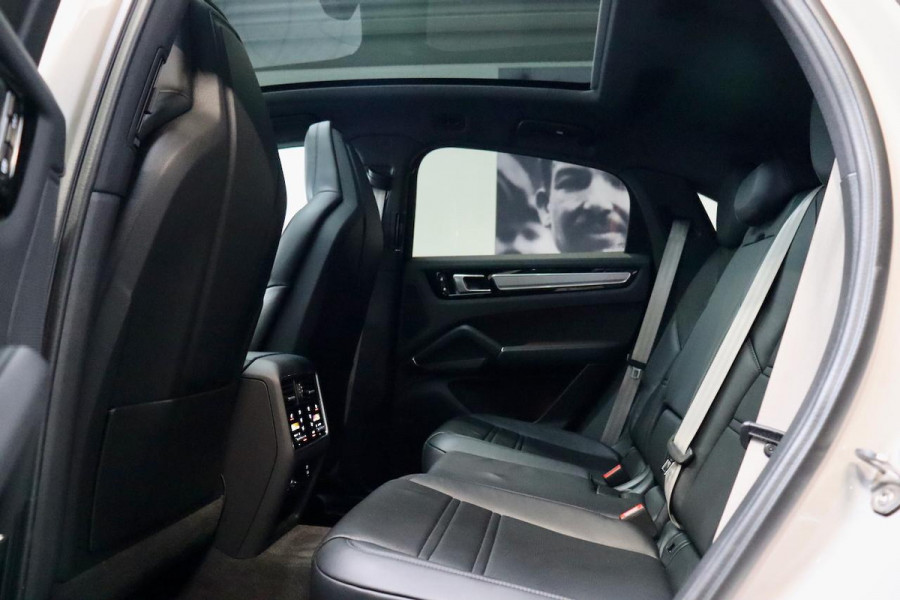 Porsche Cayenne Coupé 3.0 E-Hybrid Platinum|NL|VOL|PANO|InnoDrive|22''