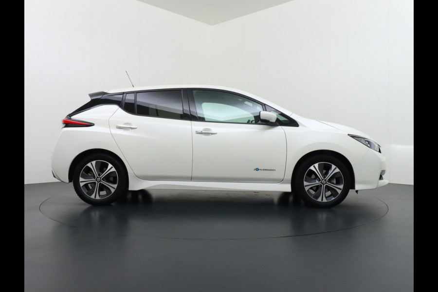 Nissan Leaf Tekna 40 kWh RIJKLAARPRIJS INCL. 12MND BOVAG GARANTIE | GOED ONDERHOUDEN