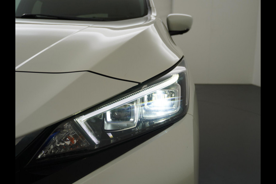Nissan Leaf Tekna 40 kWh RIJKLAARPRIJS INCL. 12MND BOVAG GARANTIE | GOED ONDERHOUDEN